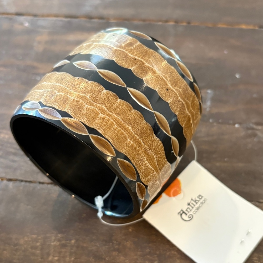 Handcrafted Wide Bangle Bracelet with Wood Grain Design – New with Tag